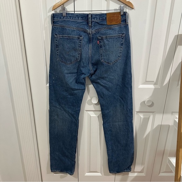 Levi Jeans Original Fit - Light Wash - Picture 6 of 16